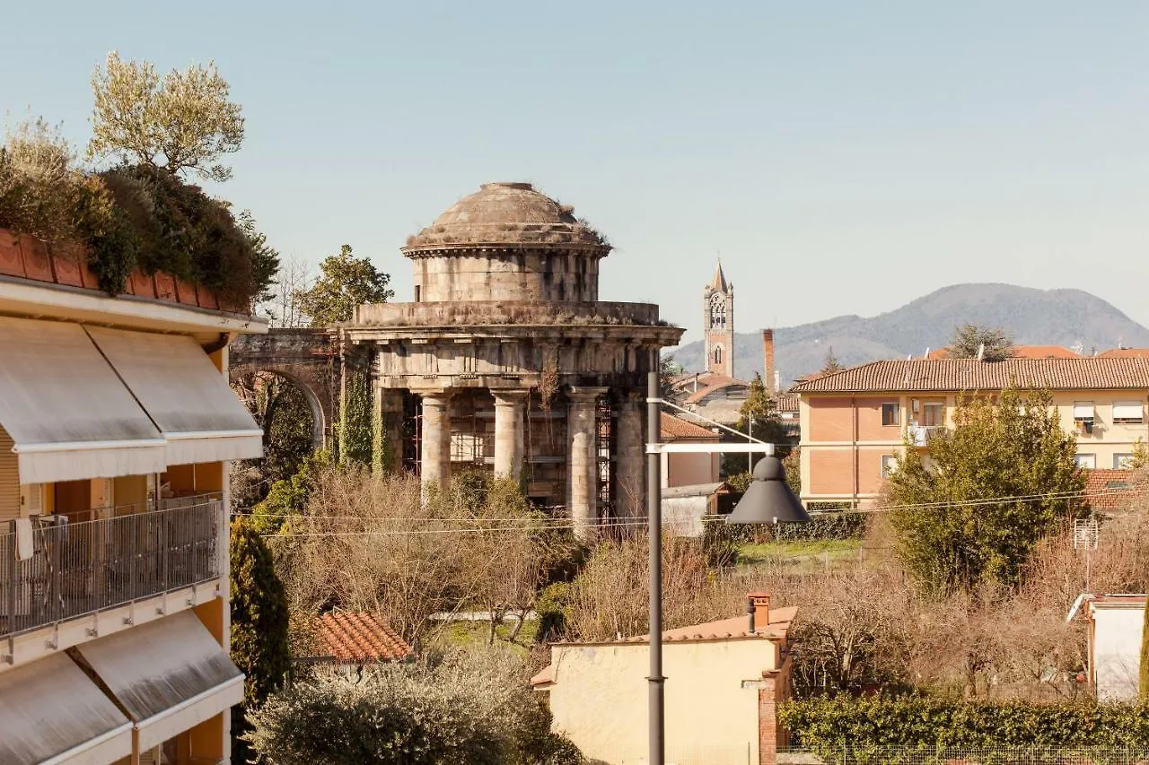 Shanty Home Lucca